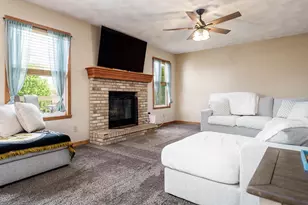 10945 Meadowsweet Ln, Roscoe, IL 61073 - Photo 17