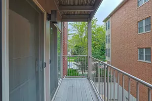 27 E Hattendorf Ave, Roselle, IL 60172 - Photo 23