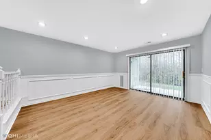 917 Knottingham Dr, Schaumburg, IL 60193 - Photo 11