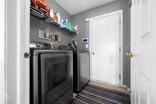 910 Great Plains Ave, Matteson, IL 60443 - Photo 13