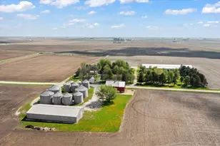 2501 N 4100 East Rd, Bellflower, IL 62174 - Photo 27