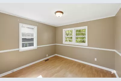 21365 W Ridge Road, Lake Zurich, IL 60047 - Photo 7