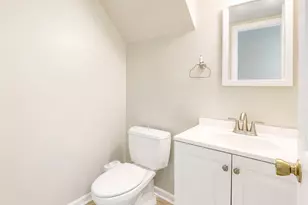 250 Acorn Dr, Streamwood, IL 60107 - Photo 17