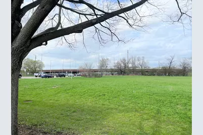 441 S McLean Boulevard, Elgin, IL 60123 - Photo 3