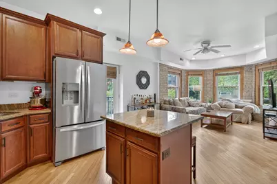 1342 W Greenleaf Avenue #1A, Chicago, IL 60626 - Photo 7