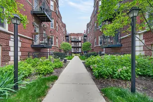 1342 W Greenleaf Ave, Chicago, IL 60626 - Photo 5