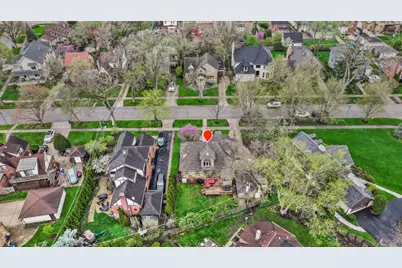 397 S Holly Avenue, Elmhurst, IL 60126 - Photo 23