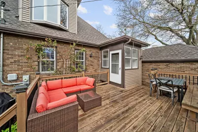 397 S Holly Avenue, Elmhurst, IL 60126 - Photo 19