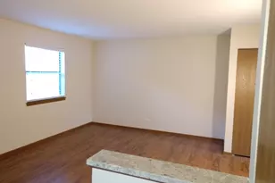 15 Gant Cir, Streamwood, IL 60107 - Photo 9
