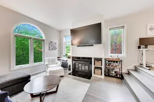 1050 W Webster Ave, Chicago, IL 60614 - Photo 5