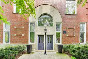 1050 W Webster Ave, Chicago, IL 60614 - Photo 3