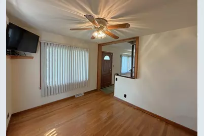 12427 S Ada Street, Calumet Park, IL 60827 - Photo 5