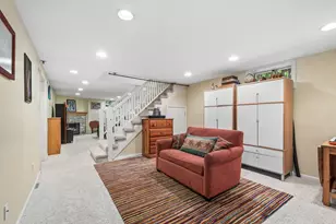 3042 Isabella St, Evanston, IL 60201 - Photo 25