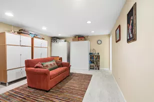 3042 Isabella St, Evanston, IL 60201 - Photo 23
