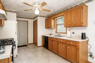 4812 Pine-Al Dr, Machesney Park, IL 61115 - Photo 13