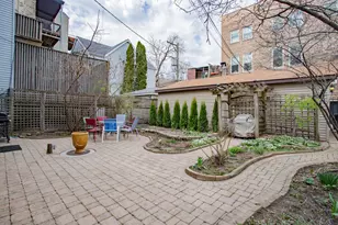 622 W Briar Pl, Chicago, IL 60657 - Photo 17
