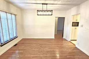410 N Raynor Ave, Joliet, IL 60435 - Photo 31