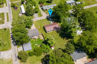 209 N West Street, Earlville, IL 62932 - Photo 45