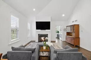 5531 Barton Ln, Hinsdale, IL 60521 - Photo 9