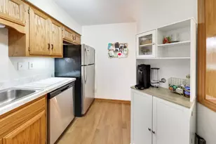 912 White Tail Ln, Sandwich, IL 60548 - Photo 9