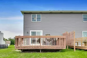 912 White Tail Ln, Sandwich, IL 60548 - Photo 23