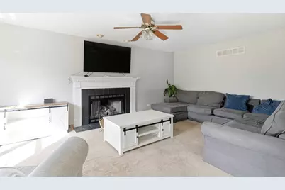1711 Sierra Highlands Drive, Plainfield, IL 60586 - Photo 5