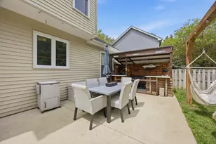 2096 Edinburgh Ln, Aurora, IL 60504 - Photo 25