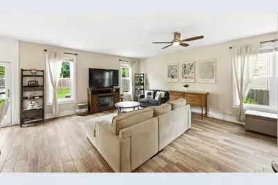 2096 Edinburgh Lane, Aurora, IL 60504 - Photo 9