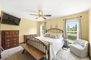 2096 Edinburgh Ln, Aurora, IL 60504 - Photo 17