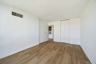 1636 N Wells St, Chicago, IL 60614 - Photo 11