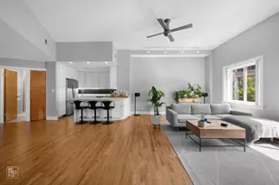 3325 N Lincoln Ave, Chicago, IL 60657 - Photo 11