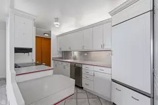 900 N Lake Shore Dr, Chicago, IL 60611 - Photo 5