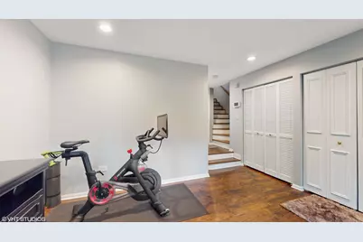 1523 W Henderson Street #E, Chicago, IL 60657 - Photo 21