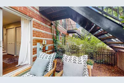 1523 W Henderson Street #E, Chicago, IL 60657 - Photo 23
