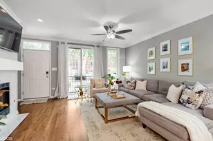 1523 W Henderson St, Chicago, IL 60657 - Photo 7