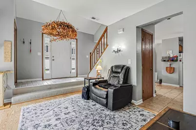 2S750 Grove Lane #23-C, Warrenville, IL 60555 - Photo 7