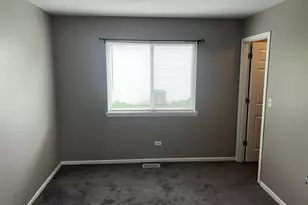437 S Orchard Dr, Bolingbrook, IL 60440 - Photo 9