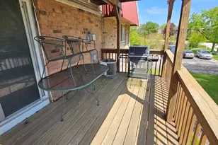1870 Tall Oaks Dr, Aurora, IL 60505 - Photo 9