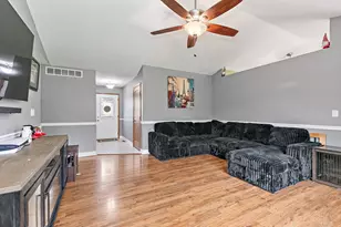 7081 Mullinshire Way, Machesney Park, IL 61115 - Photo 3