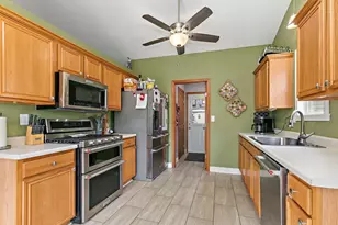 7081 Mullinshire Way, Machesney Park, IL 61115 - Photo 7