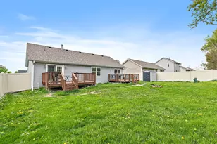 7081 Mullinshire Way, Machesney Park, IL 61115 - Photo 25