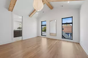 2214 W Oakdale Ave, Chicago, IL 60618 - Photo 21