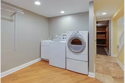 805 S Mitchell Avenue, Arlington Heights, IL 60005 - Photo 35