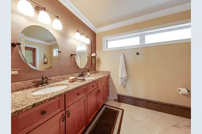 805 S Mitchell Avenue, Arlington Heights, IL 60005 - Photo 19