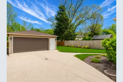 805 S Mitchell Avenue, Arlington Heights, IL 60005 - Photo 41
