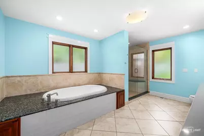 10S060 Clarendon Hills Road, Willowbrook, IL 60527 - Photo 19