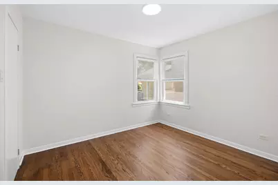 6207 W Eastwood Avenue, Chicago, IL 60630 - Photo 11
