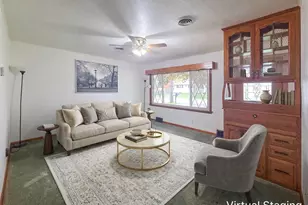 1718 Grace St, Streator, IL 61364 - Photo 3