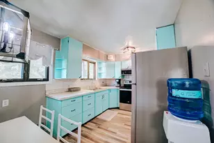 316 N Hartwell St, Gilman, IL 60938 - Photo 5