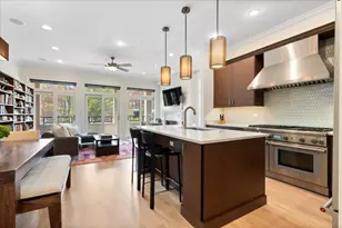 3842 N Southport Ave, Chicago, IL 60611 - Photo 5